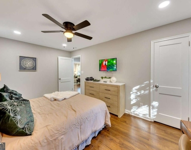 55 Guinn Street Sw - Photo Thumbnail 3