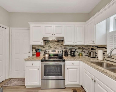 19 Moonlight Drive Se - Photo Thumbnail 12