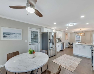 6805 Wright Road - Photo Thumbnail 6