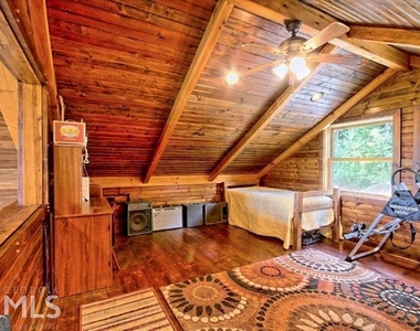 100 Corinth Lane - Photo Thumbnail 12
