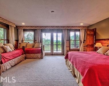 100 Corinth Lane - Photo Thumbnail 20