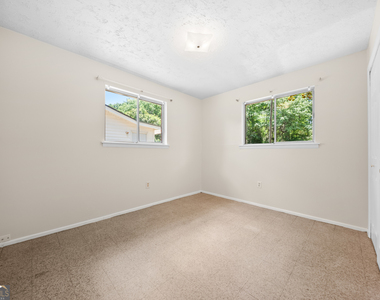 112 Cedar Grove Road - Photo Thumbnail 11