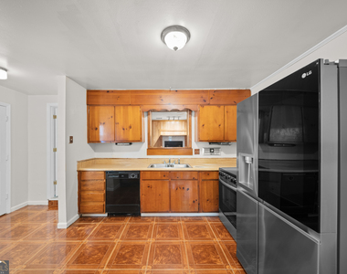 112 Cedar Grove Road - Photo Thumbnail 4
