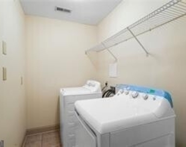 708 Madison Lane Se - Photo Thumbnail 24