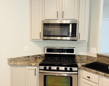 2887 Montview Drive Sw - Photo Thumbnail 8