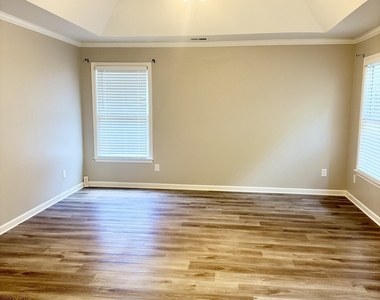 2887 Montview Drive Sw - Photo Thumbnail 12
