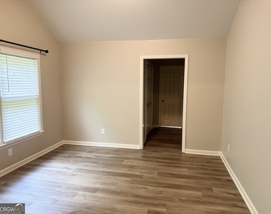 2887 Montview Drive Sw - Photo Thumbnail 14
