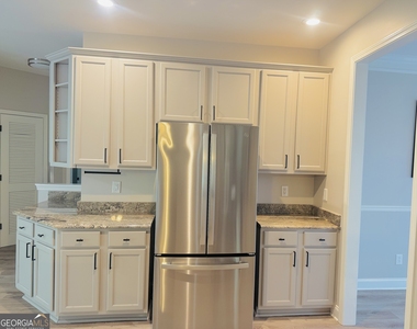 2887 Montview Drive Sw - Photo Thumbnail 7