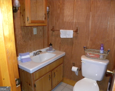 153 Will Zoellner Lane - Photo Thumbnail 13