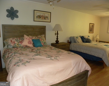 153 Will Zoellner Lane - Photo Thumbnail 16