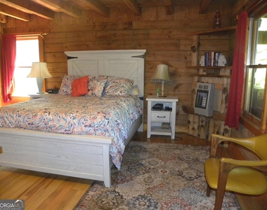 153 Will Zoellner Lane - Photo Thumbnail 15