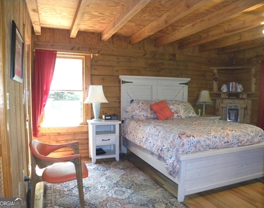 153 Will Zoellner Lane - Photo Thumbnail 14