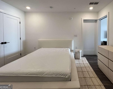108 Park Place - Photo Thumbnail 20