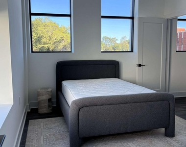 108 Park Place - Photo Thumbnail 12