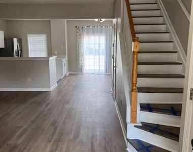 1713 Stanwood Drive Nw - Photo Thumbnail 5