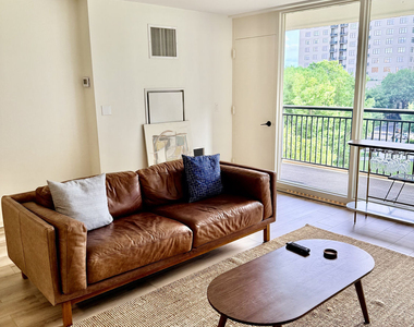 620 Peachtree Street Ne - Photo Thumbnail 2