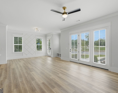 39 Peony Street - Photo Thumbnail 3