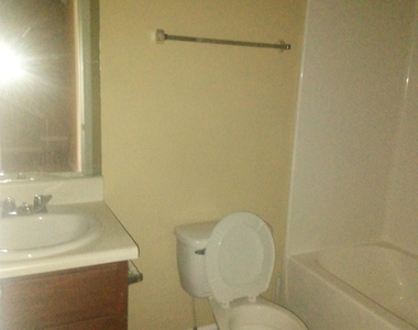 8630 Thomas Road - Photo Thumbnail 15