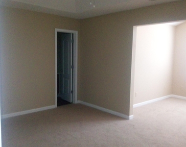 8630 Thomas Road - Photo Thumbnail 17