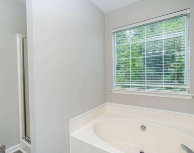3272 Peach Court Nw - Photo Thumbnail 21