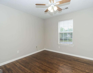 3272 Peach Court Nw - Photo Thumbnail 23