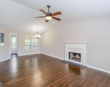 3272 Peach Court Nw - Photo Thumbnail 7