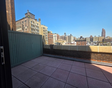 West 73rd Street - Photo Thumbnail 4