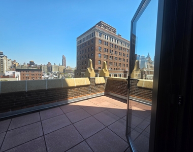 West 73rd Street - Photo Thumbnail 5