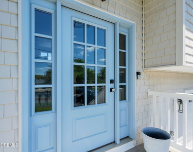 558 Central Avenue - Photo Thumbnail 4