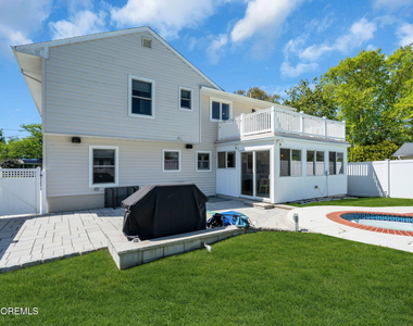 558 Central Avenue - Photo Thumbnail 26