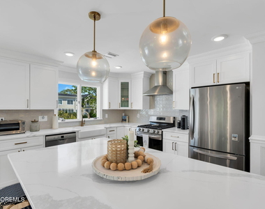 558 Central Avenue - Photo Thumbnail 7