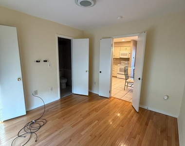 25 Meadow Avenue - Photo Thumbnail 7