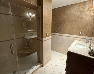 25 Meadow Avenue - Photo Thumbnail 16