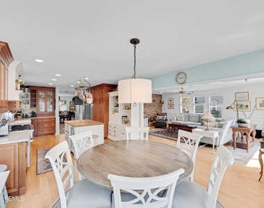 200 Beacon Boulevard - Photo Thumbnail 13