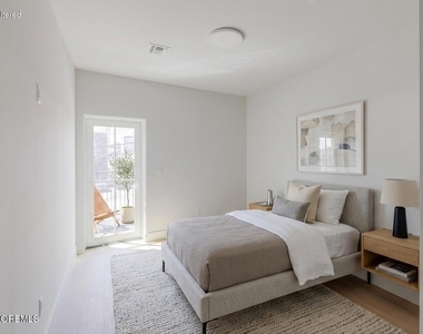 9 Wharf Avenue - Photo Thumbnail 11