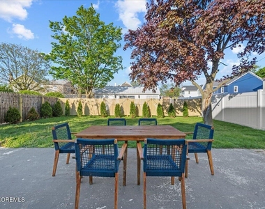 543 Springdale Avenue - Photo Thumbnail 33