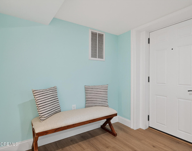 32 Franklin Avenue - Photo Thumbnail 6