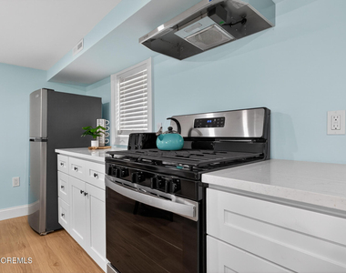 32 Franklin Avenue - Photo Thumbnail 2