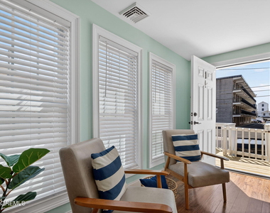 32 Franklin Avenue - Photo Thumbnail 20