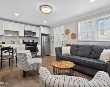 32 Franklin Avenue - Photo Thumbnail 41