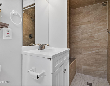 32 Franklin Avenue - Photo Thumbnail 45