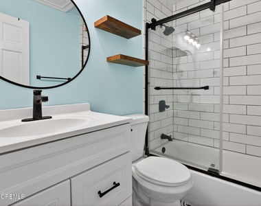 32 Franklin Avenue - Photo Thumbnail 24