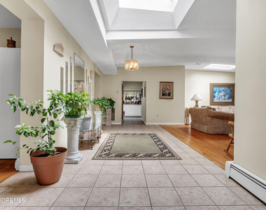 29 Woodrow Street - Photo Thumbnail 7