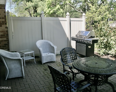 16 Apple Drive - Photo Thumbnail 24