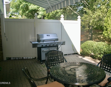 16 Apple Drive - Photo Thumbnail 25
