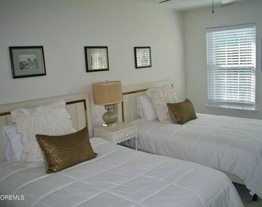 16 Apple Drive - Photo Thumbnail 14