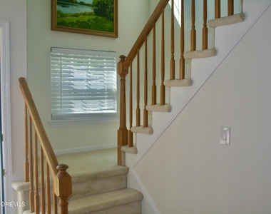 16 Apple Drive - Photo Thumbnail 12