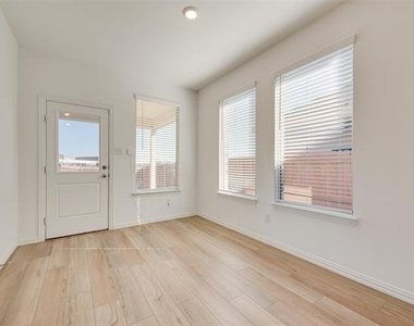 3750 Honey Daisy Drive - Photo Thumbnail 12