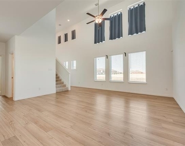 3750 Honey Daisy Drive - Photo Thumbnail 5