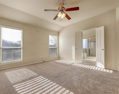 1108 Cheyenne Drive - Photo Thumbnail 18